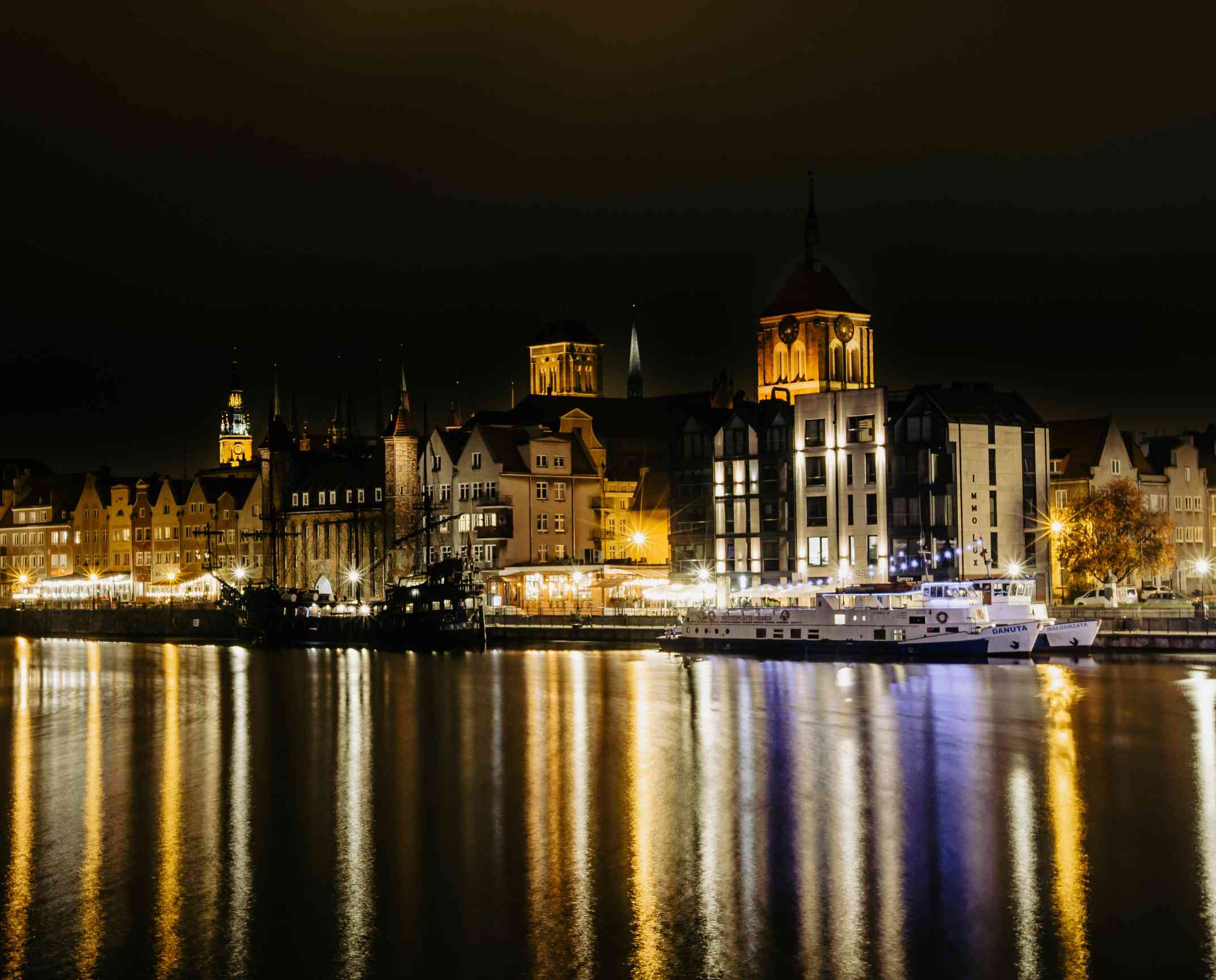 能耗管理平臺(tái)，數(shù)據(jù)分析圖，數(shù)形結(jié)合