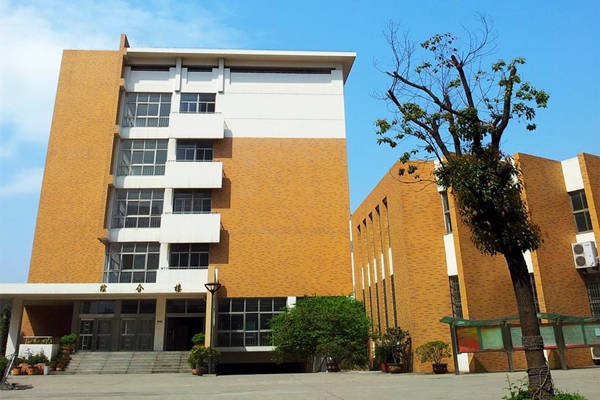 建筑能耗監(jiān)測系統(tǒng)存儲管理服務(wù)器的基本介紹！