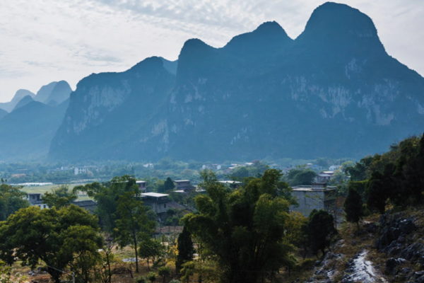 “十四五”規(guī)劃下實(shí)現(xiàn)“雙碳”目標(biāo)的挑戰(zhàn)與機(jī)遇！