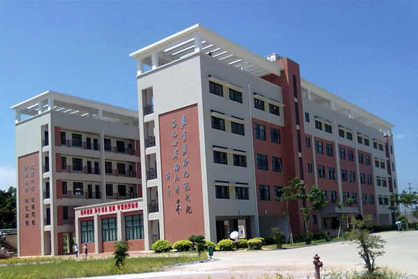 校園能耗監(jiān)測系統(tǒng)硬件結構!(圖1) 校園能耗監(jiān)測系統(tǒng)硬件結構!(圖1)